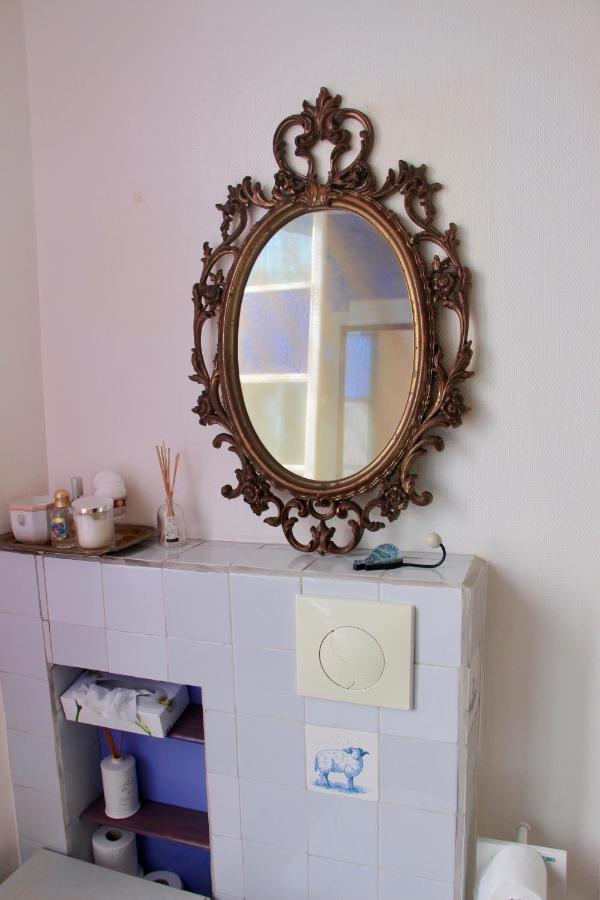 Bed and Breakfast Grange Bleuet Aubeterre-sur-Dronne Exterior foto