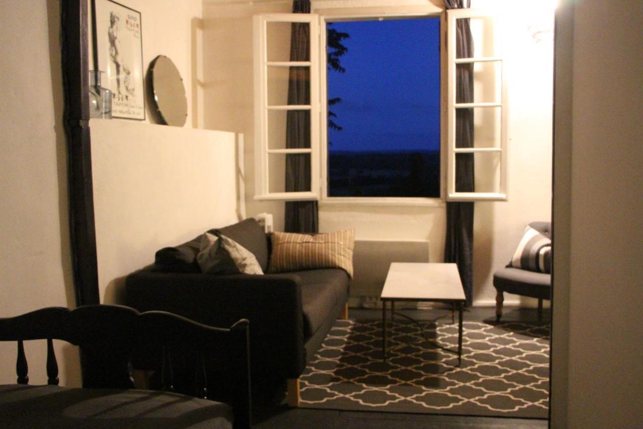 Bed and Breakfast Grange Bleuet Aubeterre-sur-Dronne Exterior foto